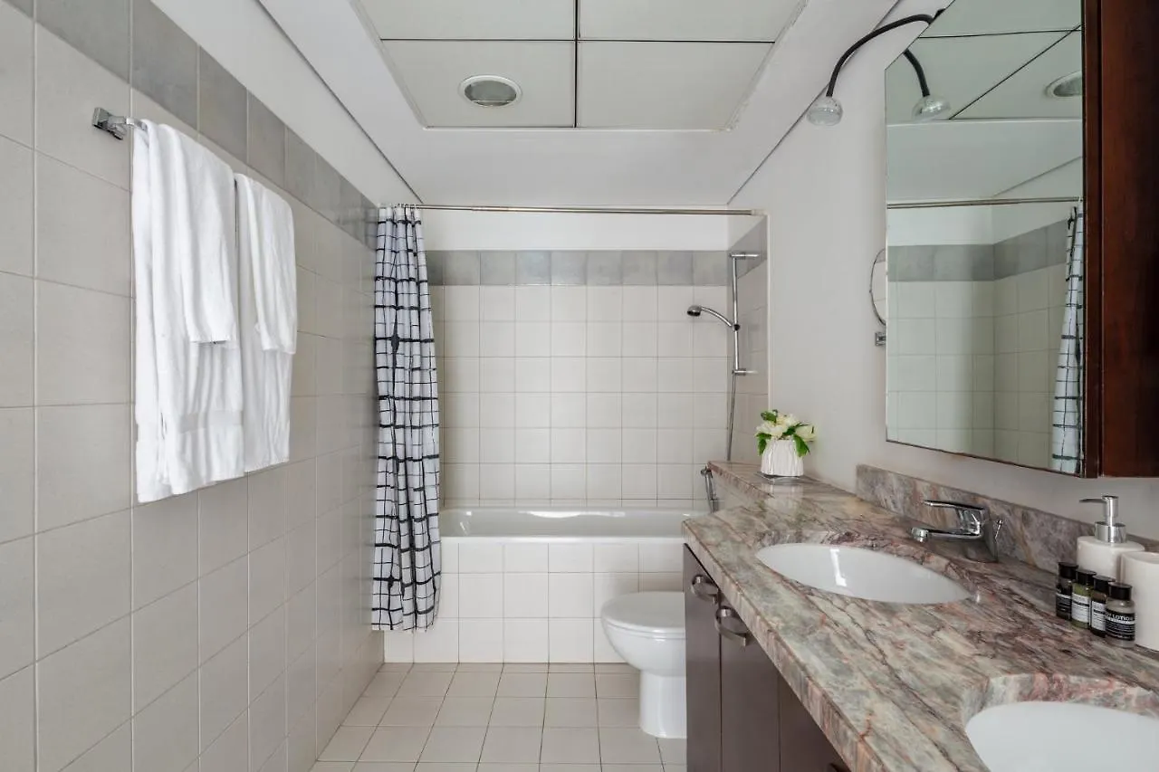 Frank Porter - Marina Tower Apartman Dubaj